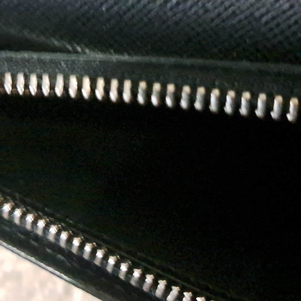 Men's  Louis Vuitton Damier Graphite Continental Wallet - Picture 6 of 14